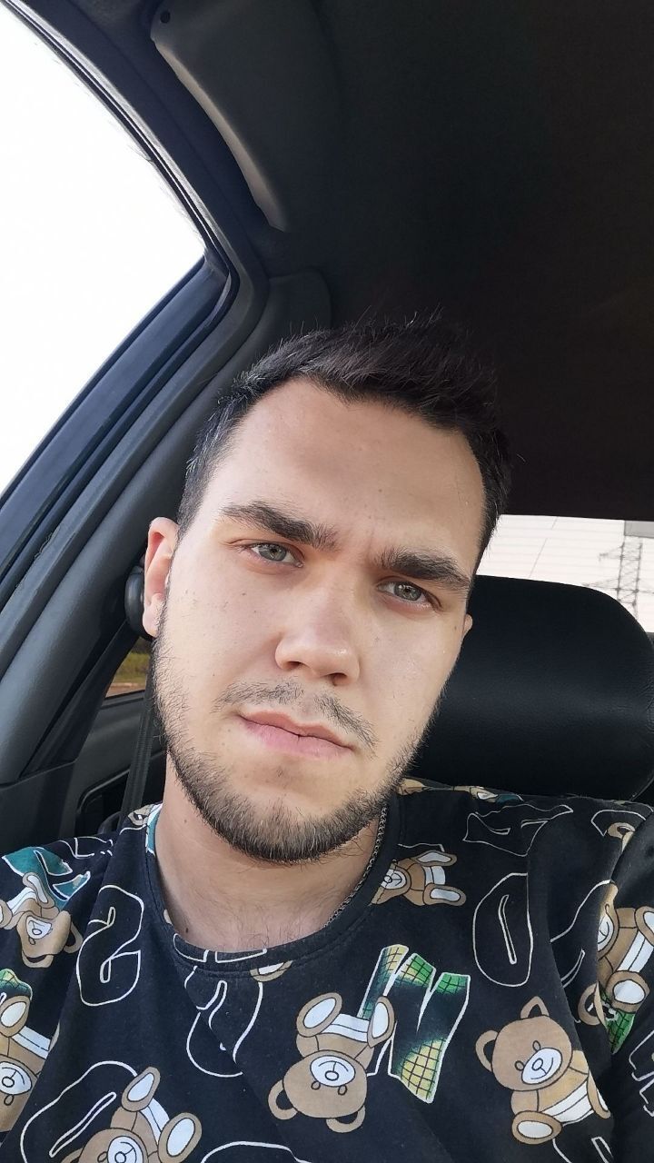  25630136  , 28 ,    