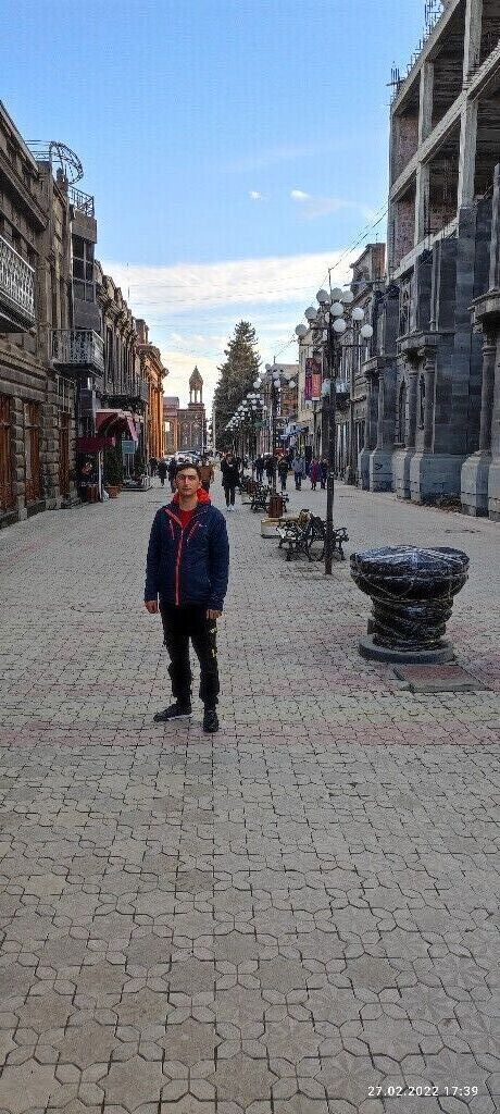  26821036  Karen, 34 ,    