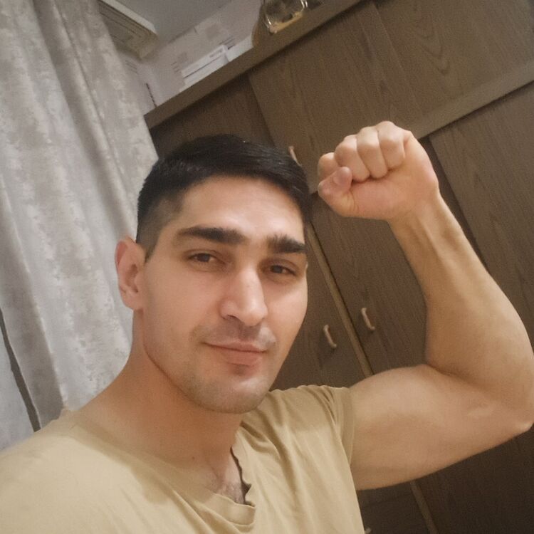  47978936  , 32 ,    