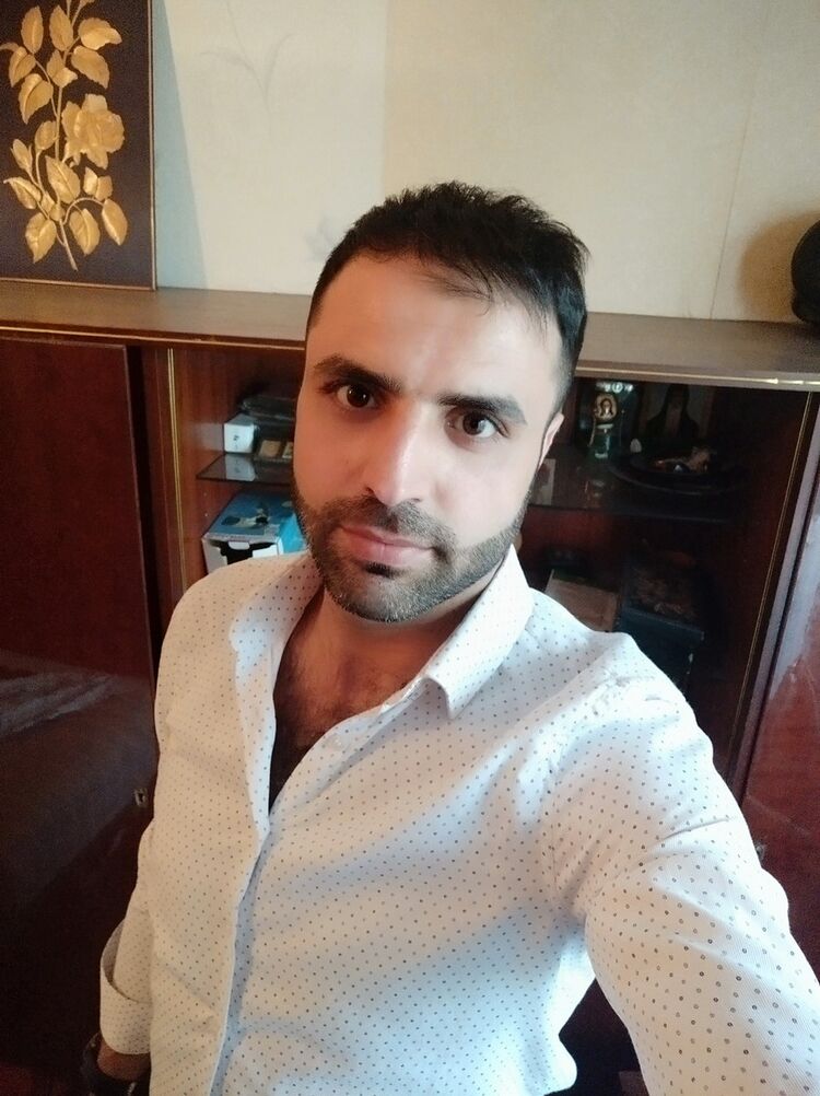  18656096  , 37 ,    