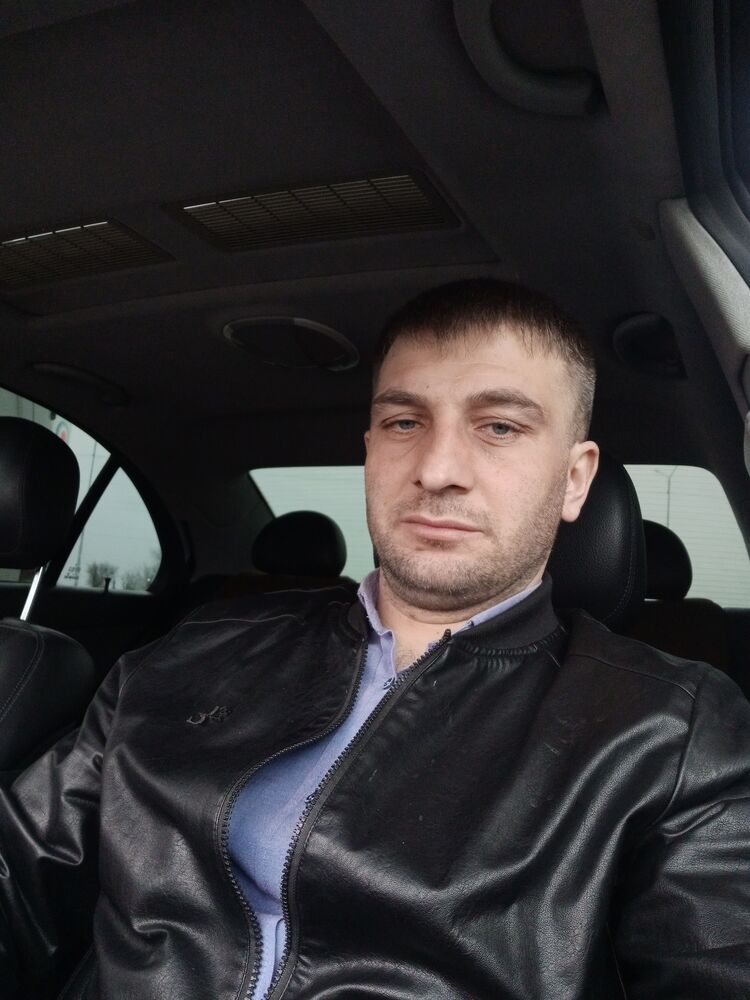 43643076  , 39 ,    