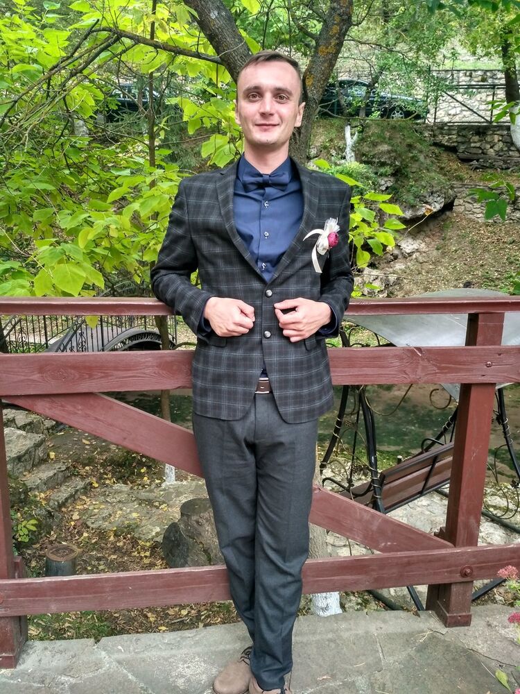  19132286  Alexandr, 36 ,    Letnany