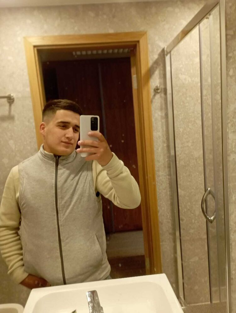  47518616  , 32 ,    
