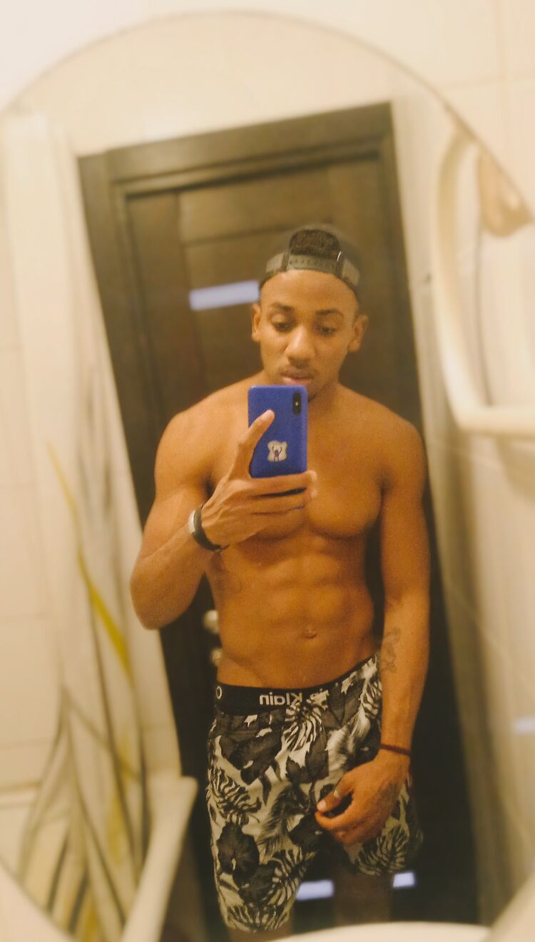  ,   Alejandro, 28 ,   ,   , c 