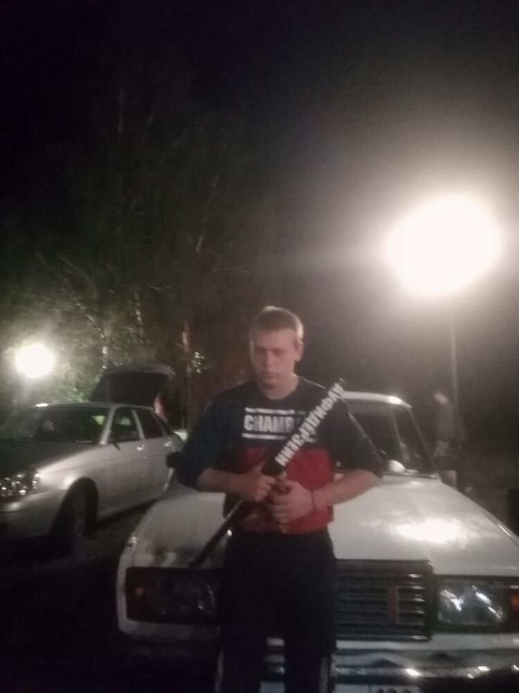  36480116  Slava, 20 ,    