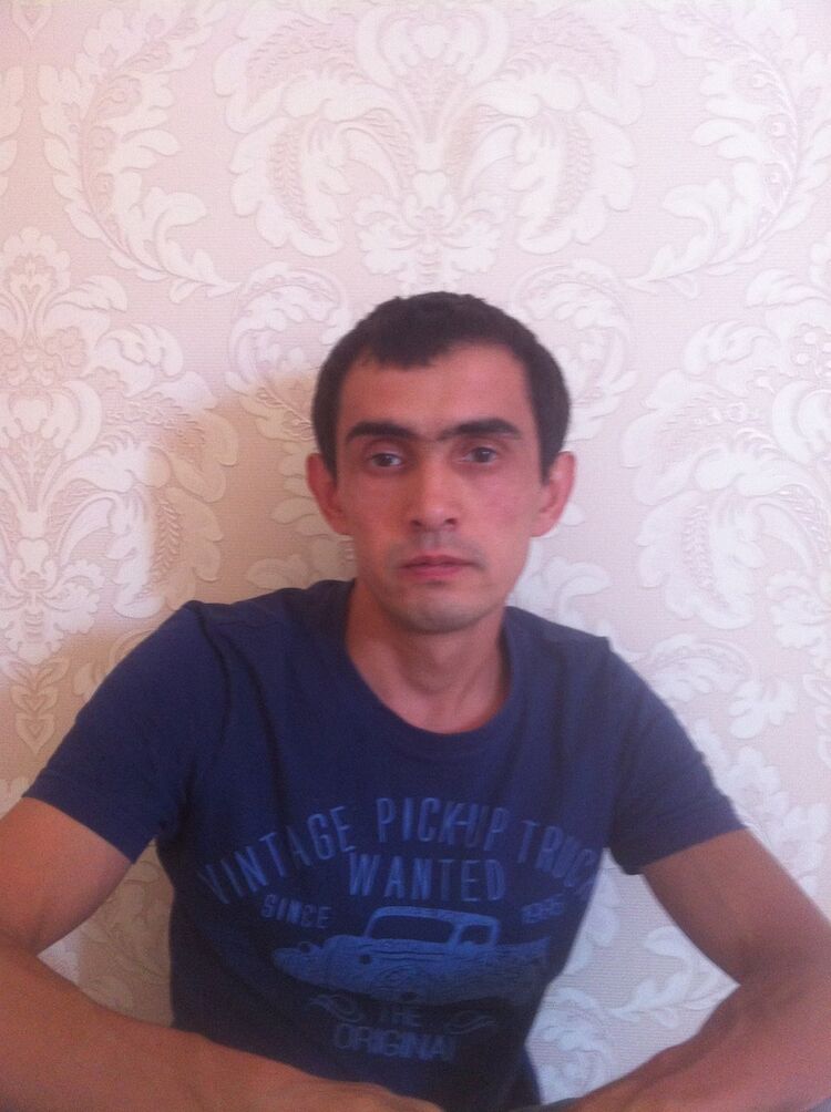  4597866  Oybek, 34 ,    