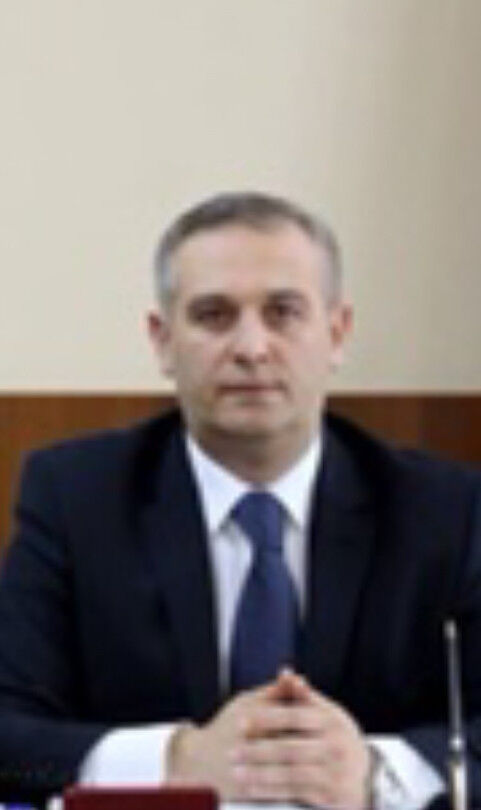  ,   Zaza, 47 ,   ,   , c 