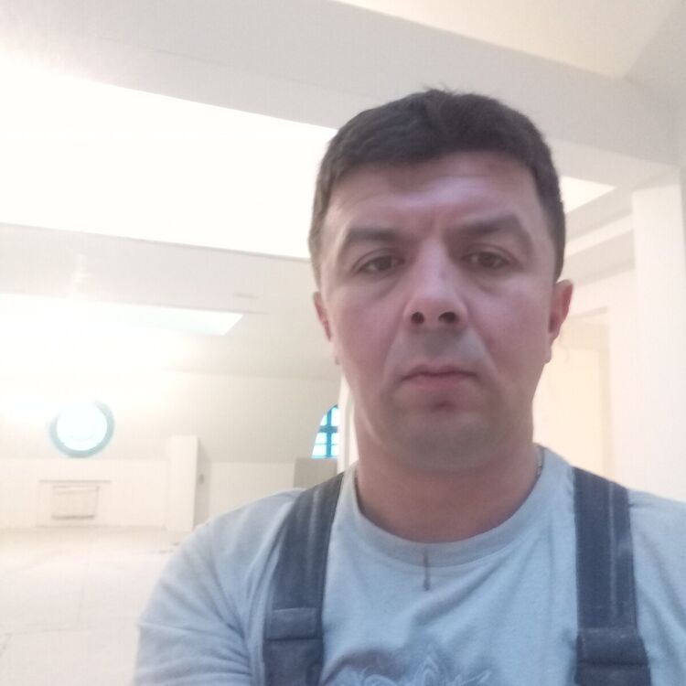  ,   Vito, 42 ,   ,   , c 