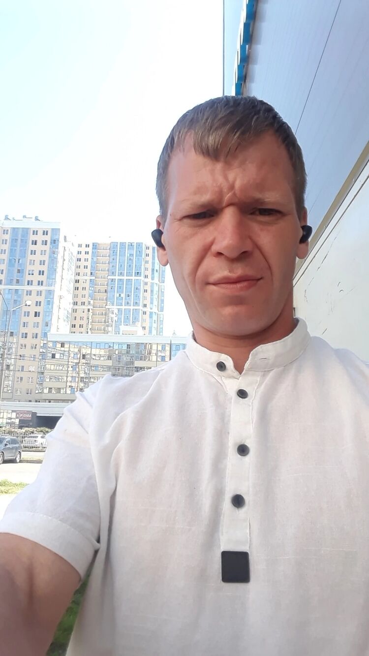 34200186  Nikolay, 42 ,    -