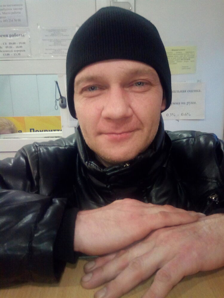  15477716  Andrej, 42 ,    
