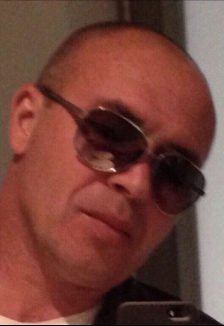  54095776  Ivan, 50 ,    