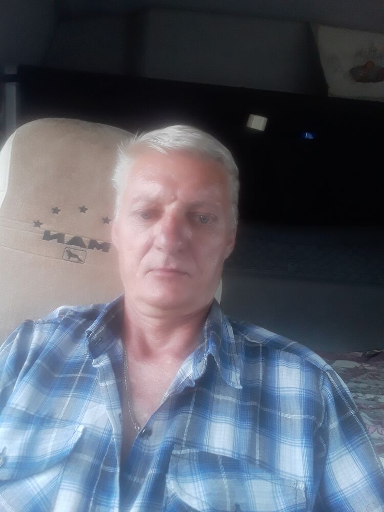  23732776  , 56 ,    