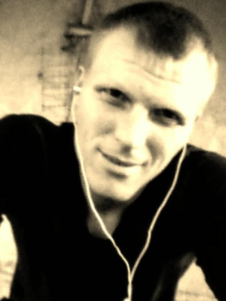  13051586  , 37 ,    