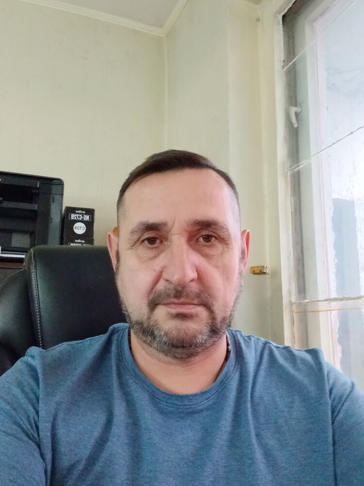  38135996  , 53 ,    