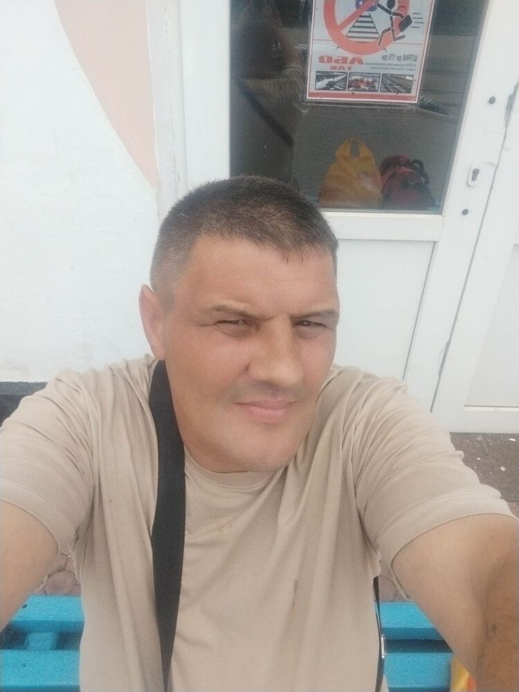  36702496  , 47 ,    