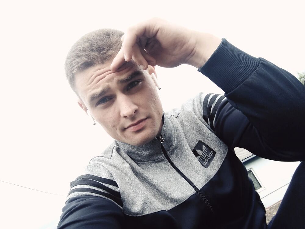  41315266  Vladislav, 26 ,    