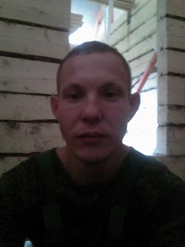  8815756  Aleks, 35 ,    