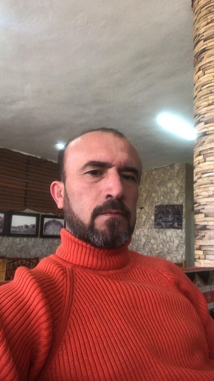  37143726  Musa, 46 ,    
