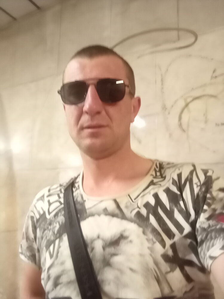  35531576  , 31 ,    Praha
