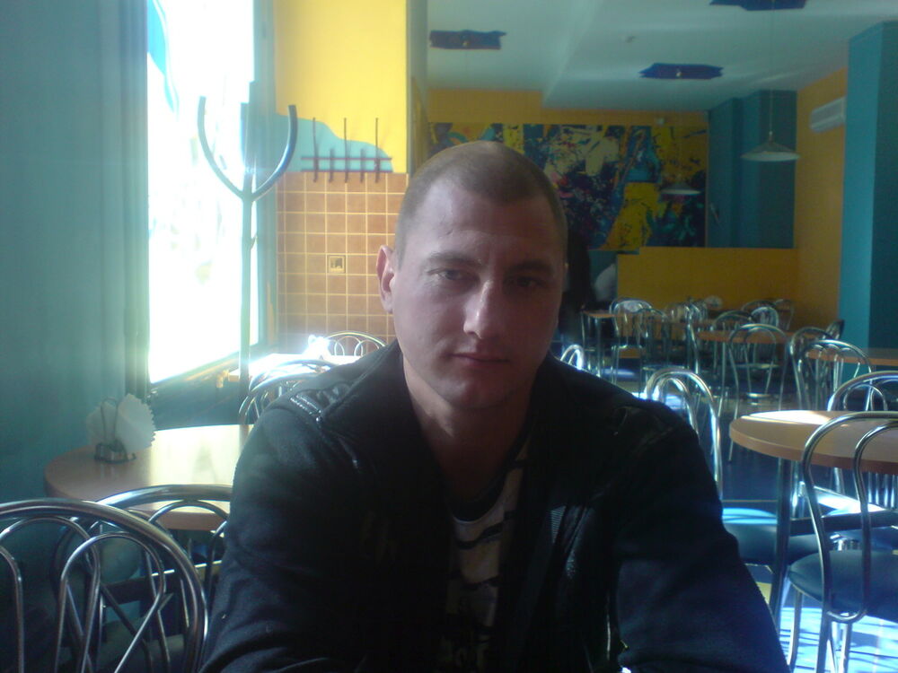  4375986  5rus5, 44 ,    