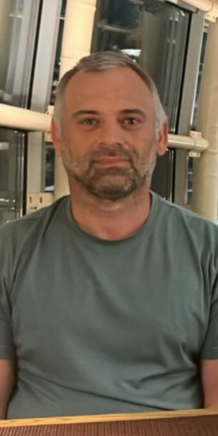  53293066  , 46 ,    