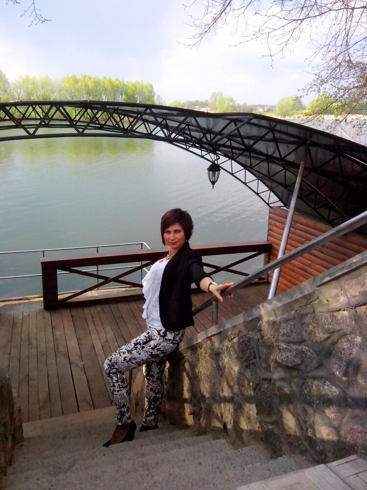  6598546  Irena, 48 ,    