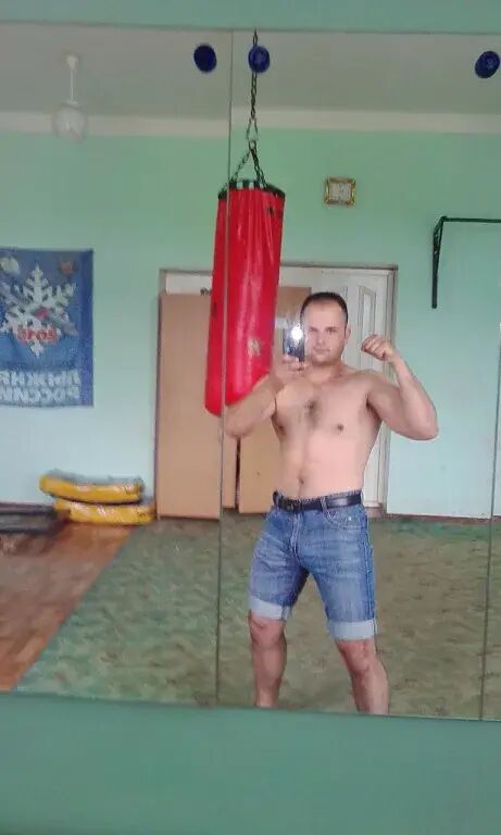  48807636  , 42 ,    
