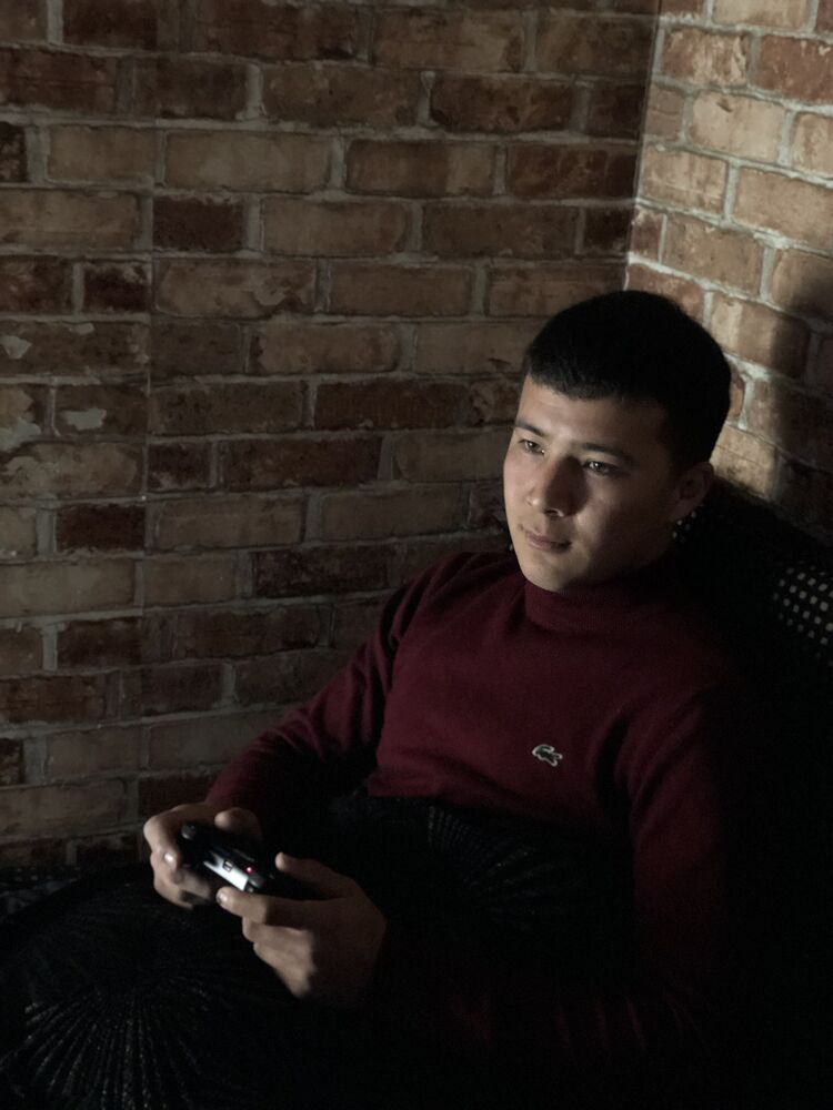  ,   Mark, 25 ,   ,   