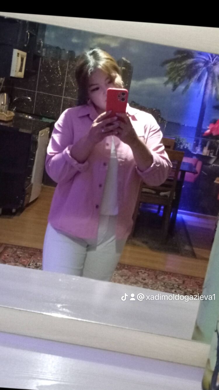  44181656  Aku, 28 ,    