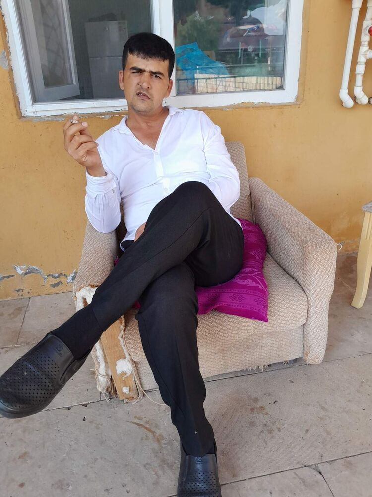  53085826  Vasif, 36 ,    