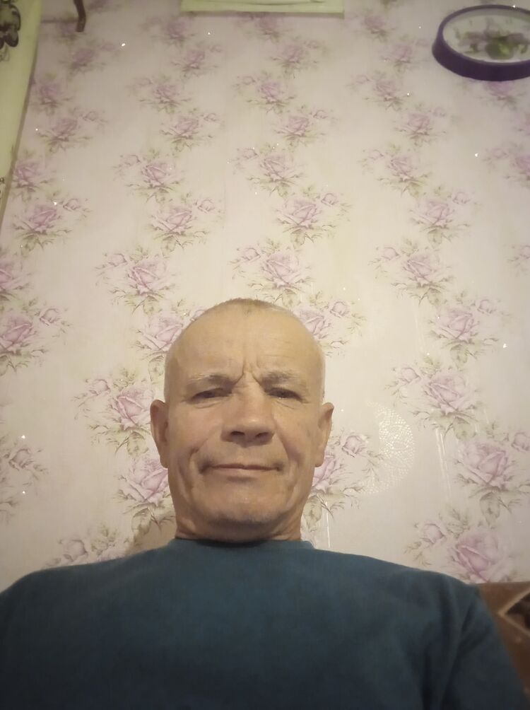  28357806  , 65 ,    