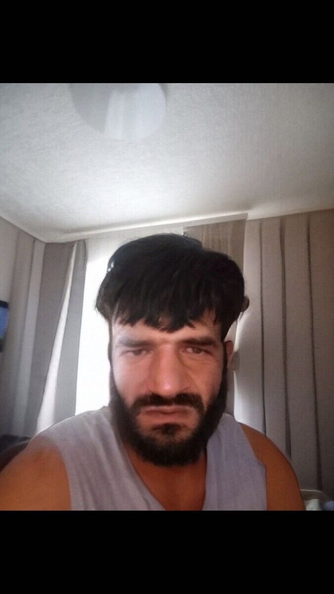  ,   Mikhail, 36 ,   ,   , c 