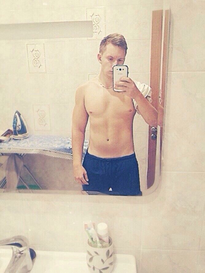  9317586  Alexander, 32 ,    