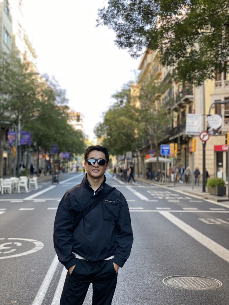  53050796  Nursultan, 28 ,    Praha