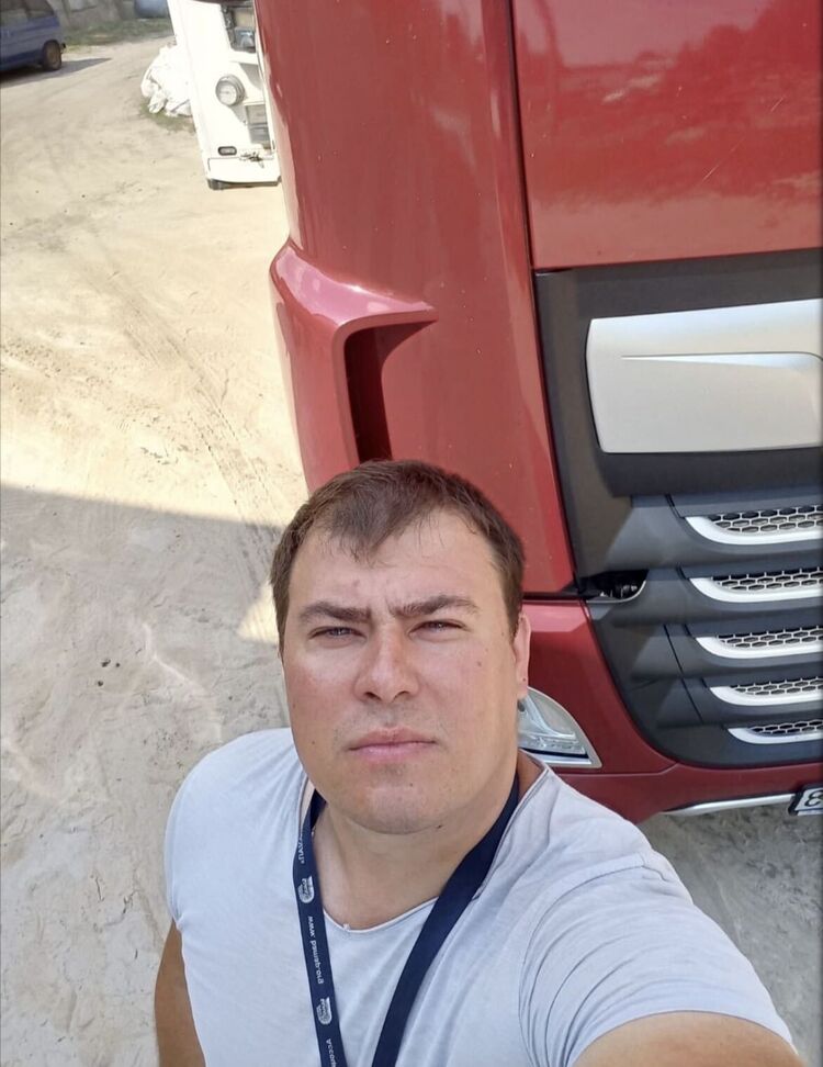  44371236  , 34 ,    