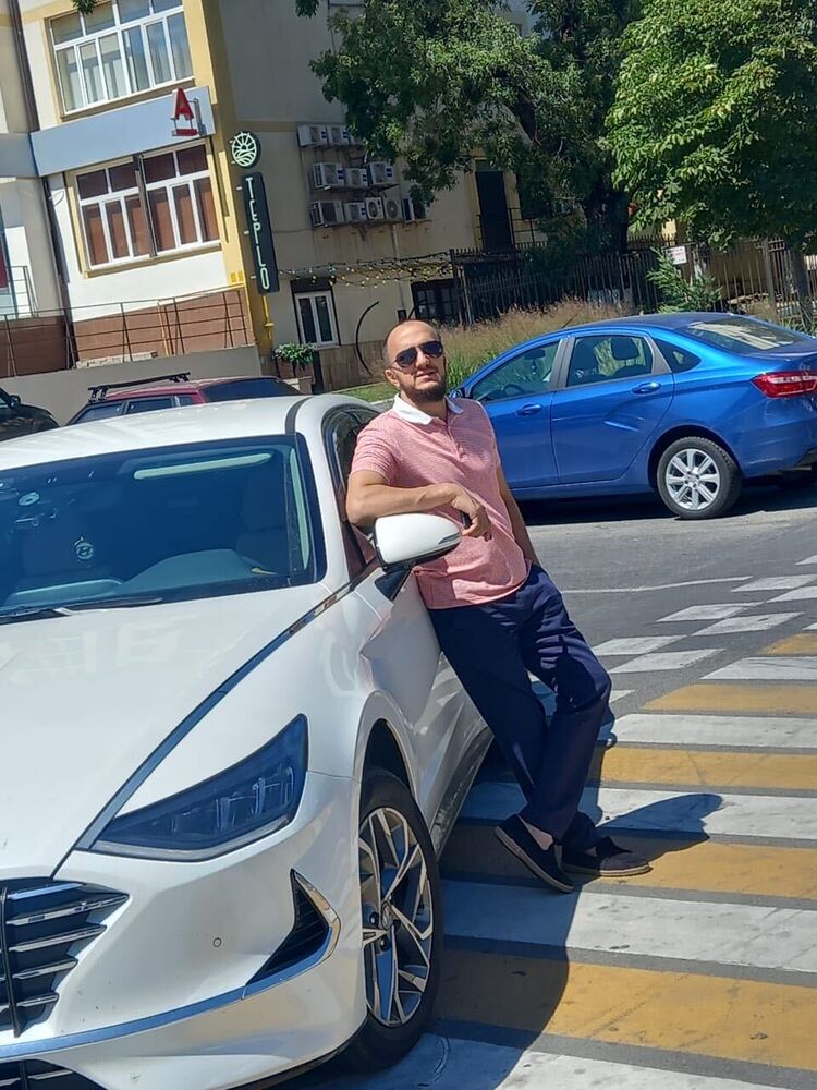  28928696  , 38 ,    