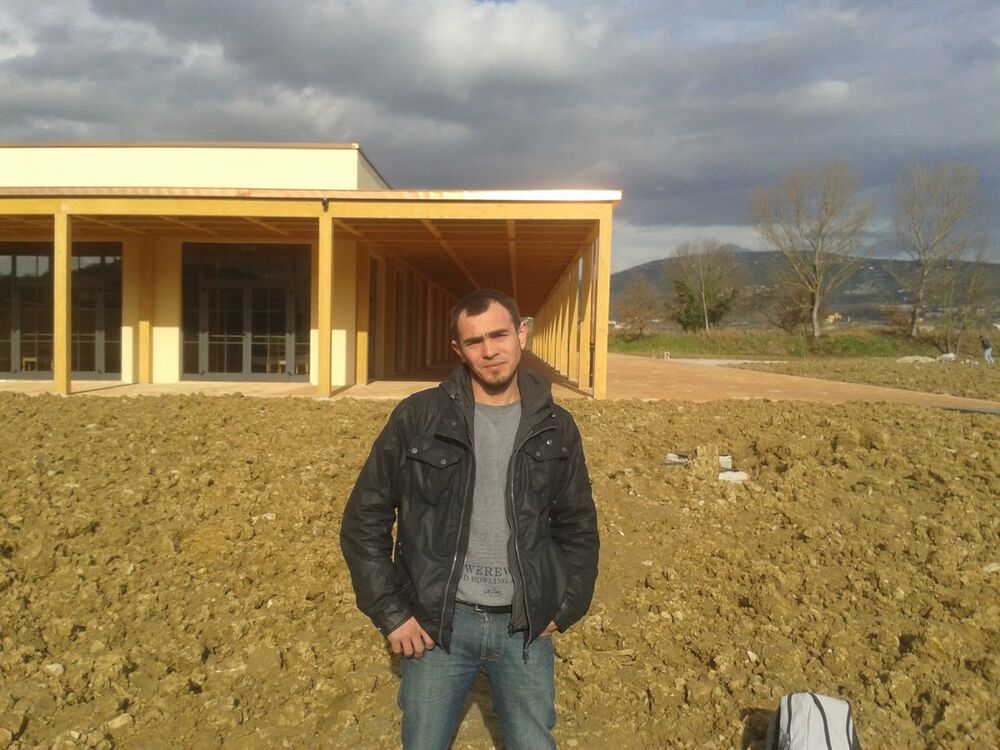  ,   Ylian, 43 ,   ,   , c 