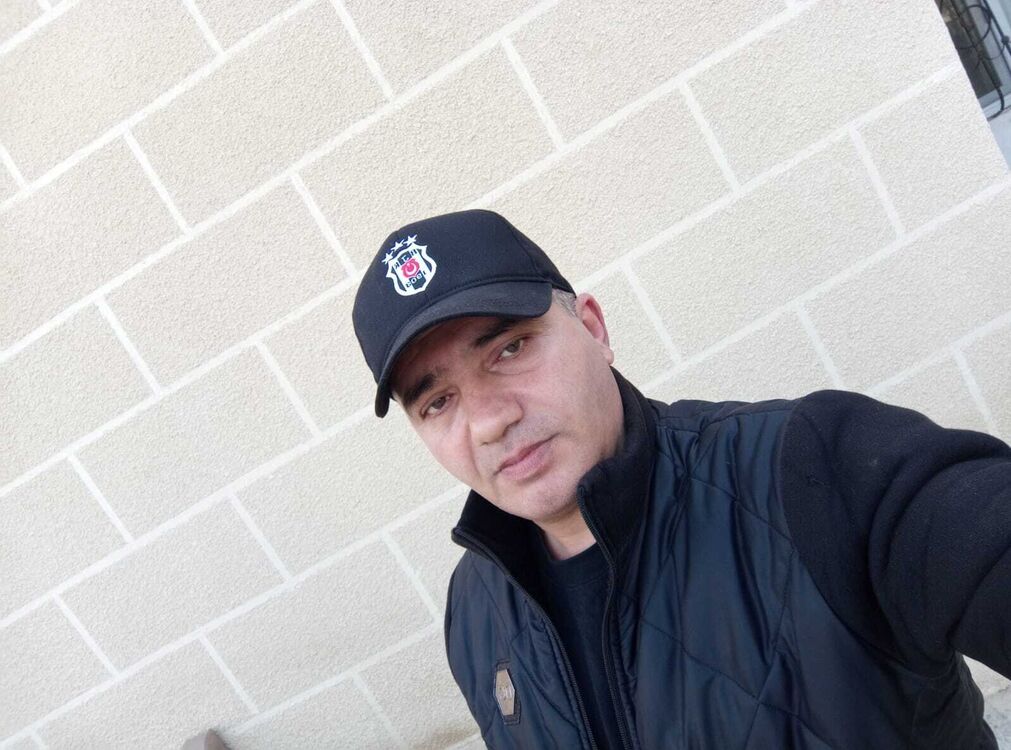  50688436  Kamal, 49 ,    