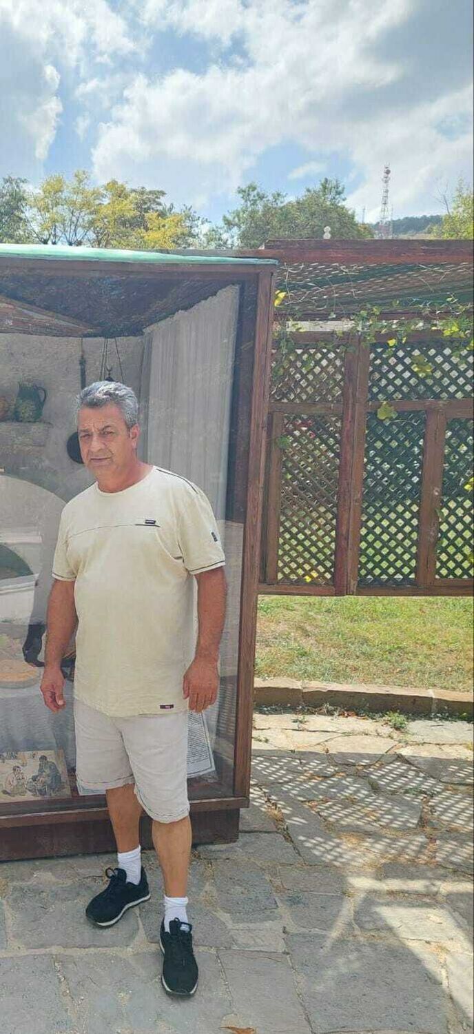  47400346  , 54 ,    