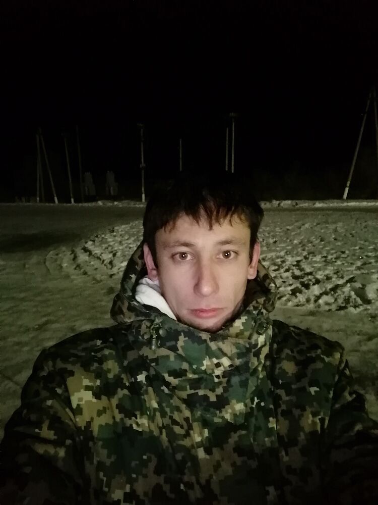  ,   Jasik, 33 ,   ,   