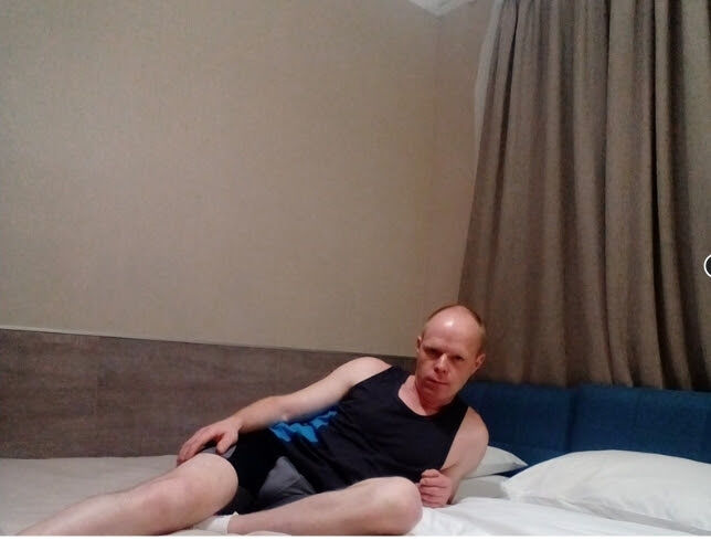  34668266  Aleks, 40 ,    -