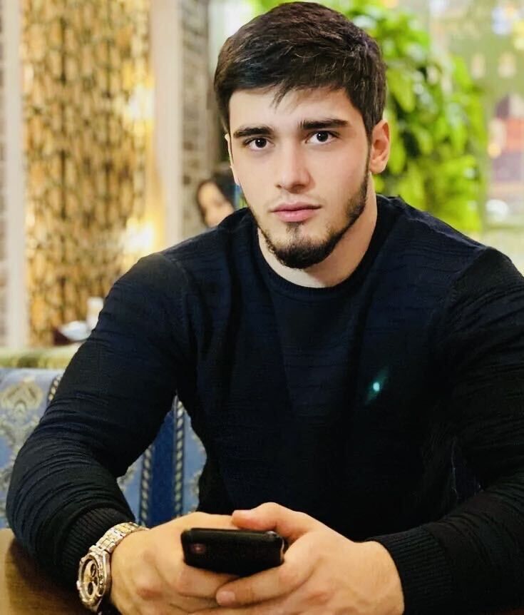  45999826  Alex, 42 ,    