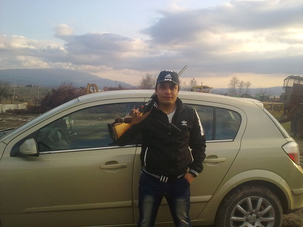  10634856  , 37 ,    