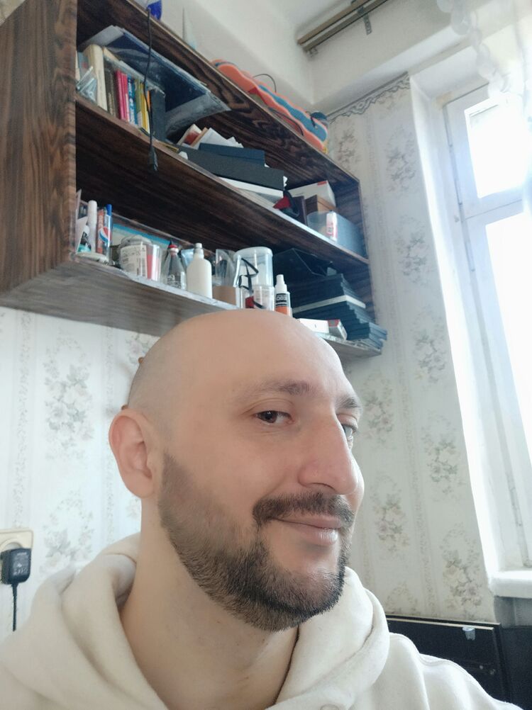  -,   Misha, 37 ,   ,   