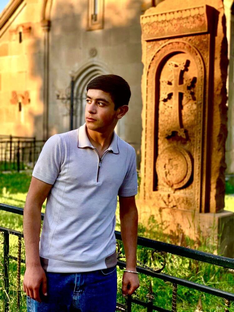 ���� 37240136 ����� Armen, 21 ���, ���� ���������� � �������