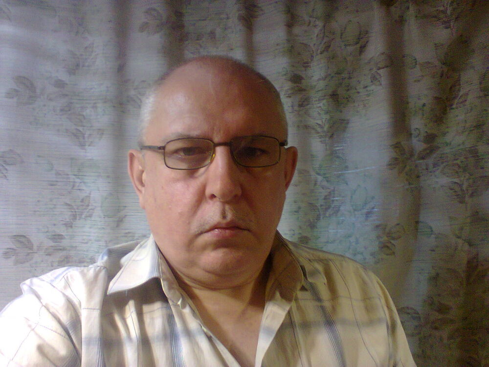  37162256  , 61 ,    