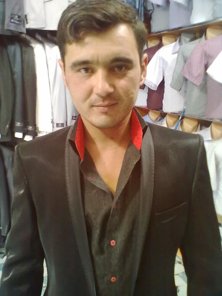  4298046  Radik, 38 ,    