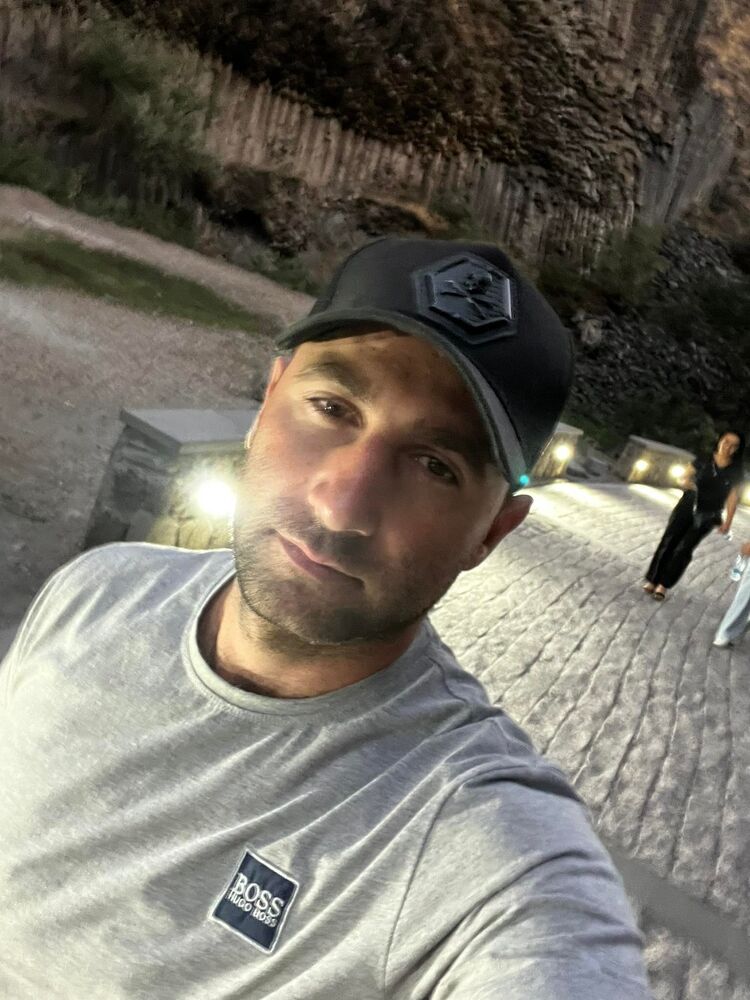 ���� 39347276 ������� Vahan, 33 ����, ���� ���������� � �������