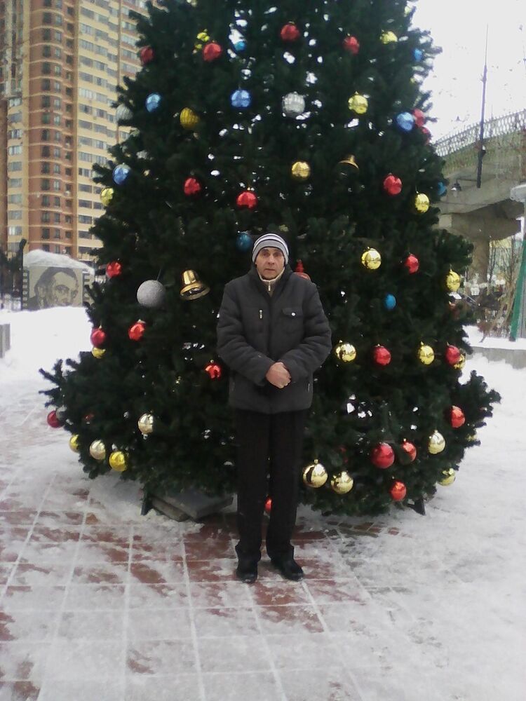 31743856  Georgy, 63 ,    