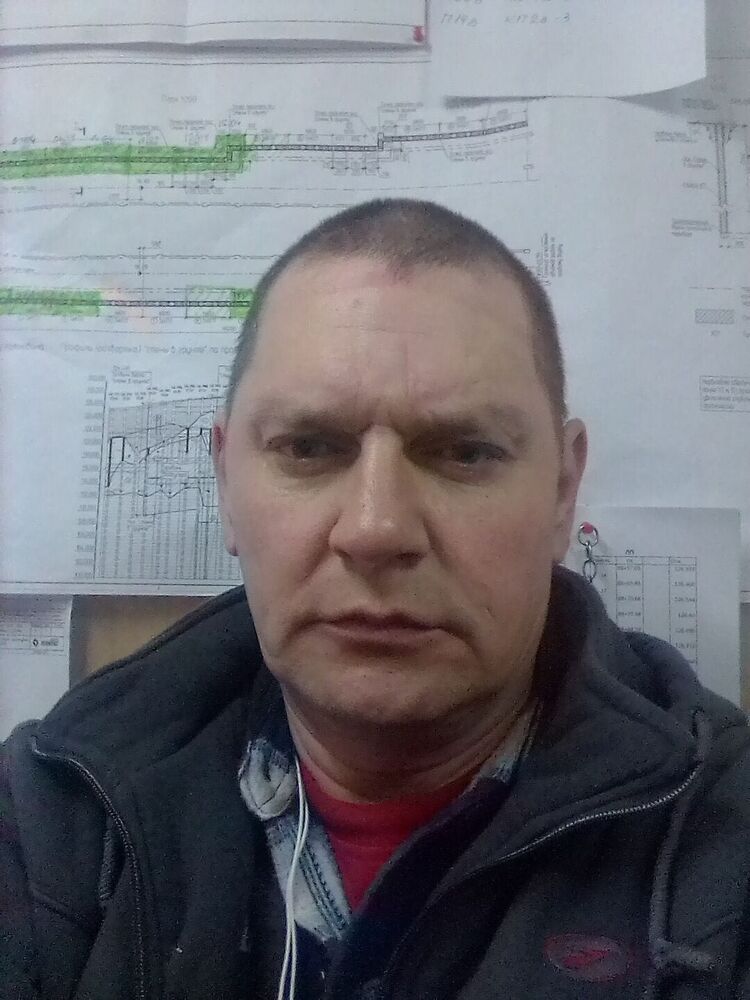  29945346  Alexander, 48 ,    
